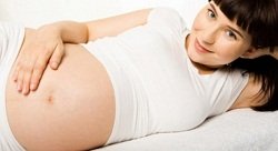 Почему у женщин во время беременности прыщи возникают