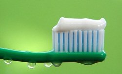 Зубная паста от прыщей – эффективное решение проблемы